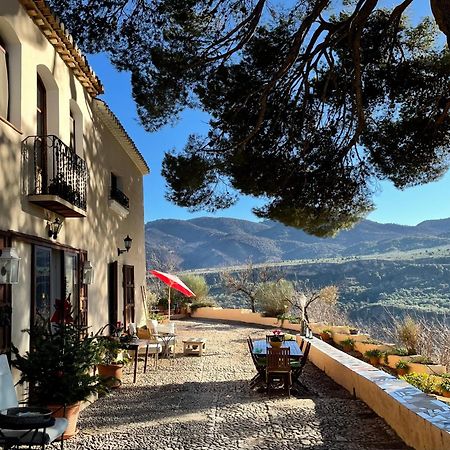 Bed and Breakfast Cortijo El Pino Retreat Альбуньюэлас Экстерьер фото