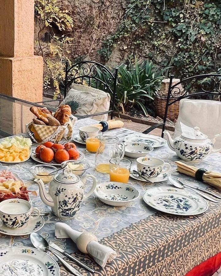 Bed and Breakfast Cortijo El Pino Retreat Альбуньюэлас Экстерьер фото