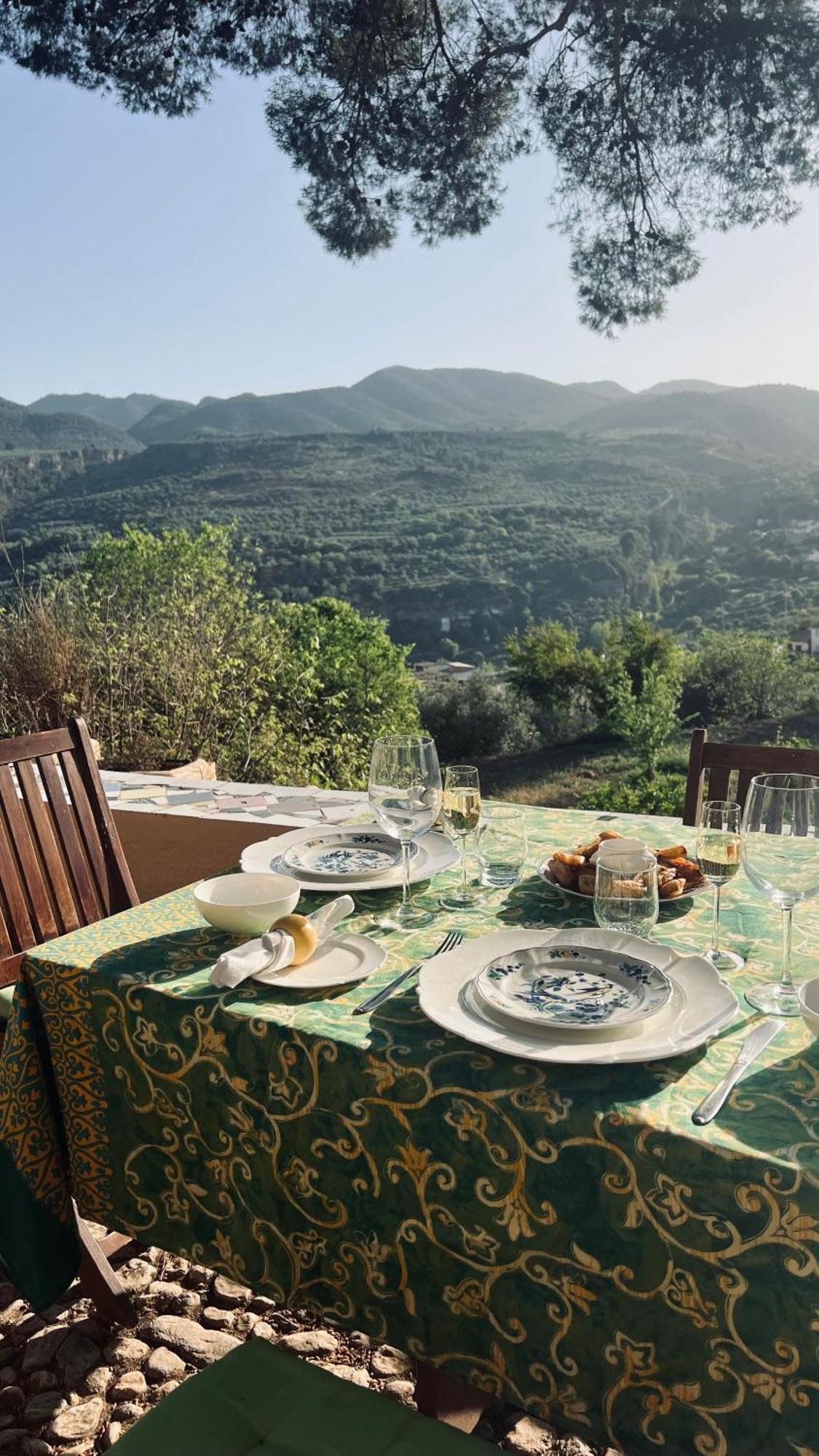 Bed and Breakfast Cortijo El Pino Retreat Альбуньюэлас Экстерьер фото