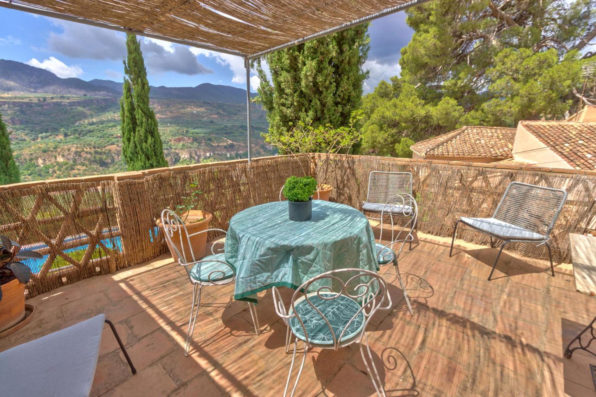 Bed and Breakfast Cortijo El Pino Retreat Альбуньюэлас Экстерьер фото